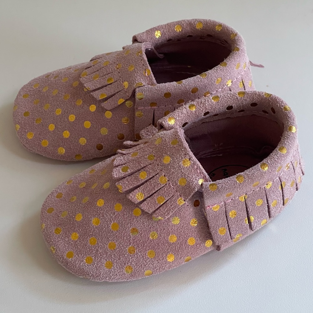 Bird Rock Baby Confetti Blush Pink and Gold Dots Moccasins Sz 6.5 Girl’s Fringe - Picture 5 of 15